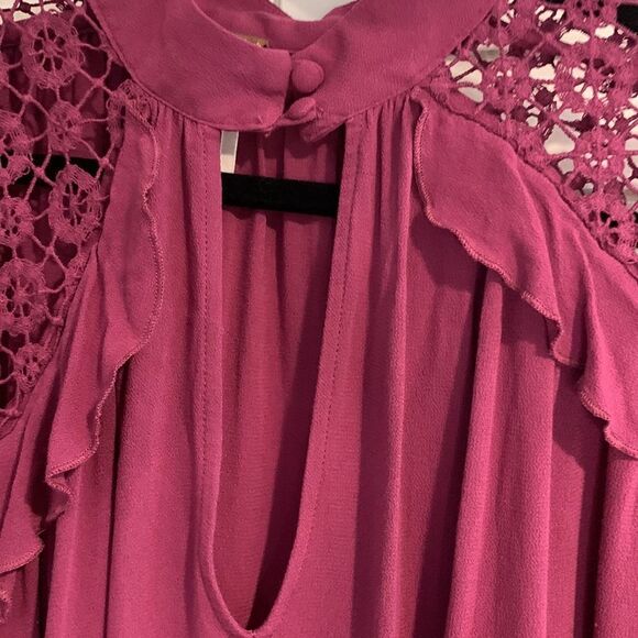 Free people Raspberry Pink Little Bit Of Love Lace Shoulder Ruffle Blouse - Picture 9 of 13